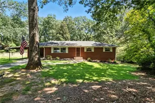 1784 Hammond Woods Cir SW, Marietta, GA 30008 - Photo 1