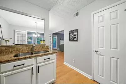 3940 Riverlook Parkway SE #103, Marietta, GA 30067 - Photo 6