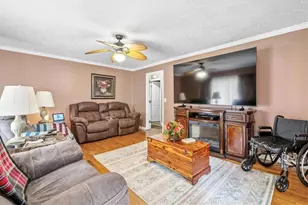 241 Riverbend Dr, Plainville, GA 30733 - Photo 14