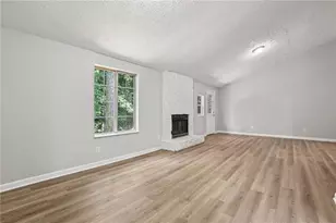 750 Stonedraw Ct, Stone Mountain, GA 30083 - Photo 4