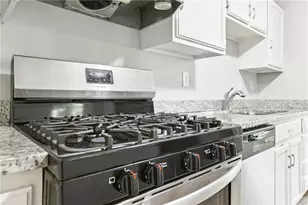 750 Stonedraw Ct, Stone Mountain, GA 30083 - Photo 10