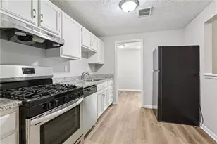 750 Stonedraw Ct, Stone Mountain, GA 30083 - Photo 8