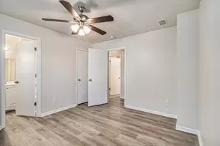 968 Oak Springs Ct, Stone Mountain, GA 30083 - Photo 14