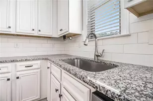 283 Hickory Pointe Dr, Acworth, GA 30101 - Photo 10