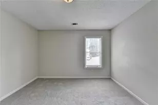 5880 April Dr, Sugar Hill, GA 30518 - Photo 40