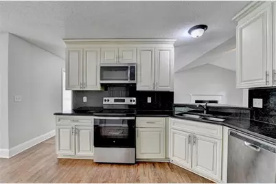 5880 April Drive, Sugar Hill, GA 30518 - Photo 18