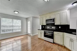 5880 April Dr, Sugar Hill, GA 30518 - Photo 22