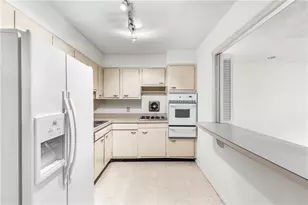 2965 Pharr Ct S Northwest, Atlanta, GA 30305 - Photo 4