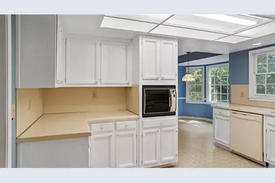 6625 Tee Bow Court, Lithonia, GA 30038 - Photo 10