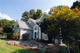 3341 Danielle Way, Suwanee, GA 30024 - Photo 4