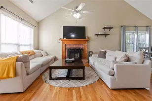 304 Patrick Cir, Jenkinsburg, GA 30234 - Photo 4