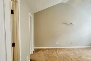 939 Pike Forest Dr, Lawrenceville, GA 30045 - Photo 16