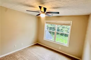 939 Pike Forest Dr, Lawrenceville, GA 30045 - Photo 14