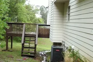 3845 Laurel Brook Ln, Snellville, GA 30039 - Photo 6