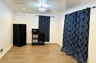 3311 Spreading Oak Dr, Atlanta, GA 30311 - Photo 8