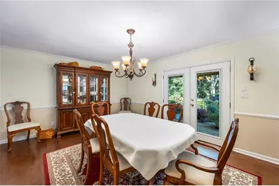 684 Honeysuckle Road, Gainesville, GA 30501 - Photo 10