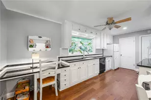 684 Honeysuckle Rd, Gainesville, GA 30501 - Photo 14