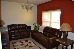 5037 Saphire Ct, Douglasville, GA 30135 - Photo 4