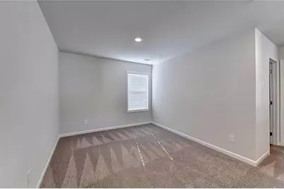 212 Station Overlook Drive, Auburn, GA 30011 - Photo 12