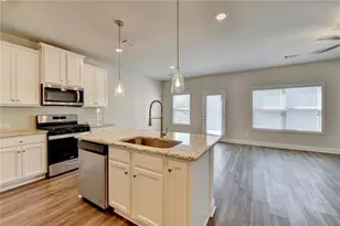 212 Station Overlook Dr, Auburn, GA 30011 - Photo 4