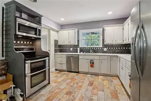 2267 Melante Dr NE, Atlanta, GA 30324 - Photo 14