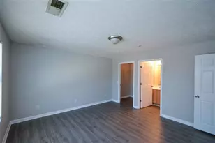 7302 Fairington Village Dr, Lithonia, GA 30038 - Photo 26