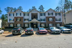 7302 Fairington Village Dr, Lithonia, GA 30038 - Photo 2