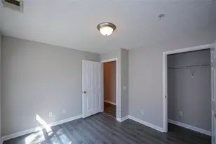 7302 Fairington Village Dr, Lithonia, GA 30038 - Photo 20