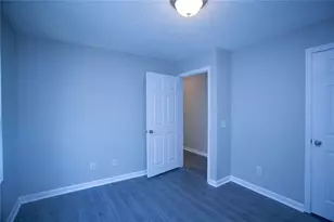 7302 Fairington Village Dr, Lithonia, GA 30038 - Photo 12