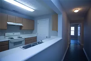 7302 Fairington Village Dr, Lithonia, GA 30038 - Photo 8