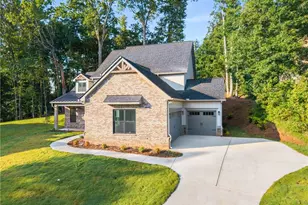 7252 Creekside Way, Jefferson, GA 30549 - Photo 2