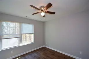 8304 Fairington Village Dr, Lithonia, GA 30038 - Photo 26