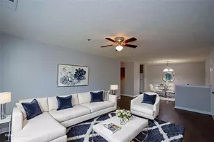 8304 Fairington Village Dr, Lithonia, GA 30038 - Photo 8