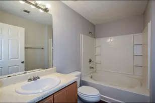 8304 Fairington Village Dr, Lithonia, GA 30038 - Photo 32