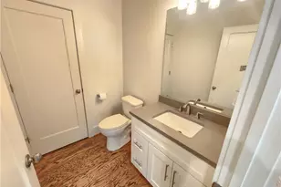 221 Bass St SE, Atlanta, GA 30315 - Photo 8