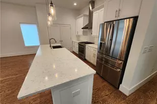 221 Bass St SE, Atlanta, GA 30315 - Photo 4