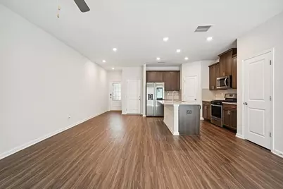 112 Leisure Cove Lane, McDonough, GA 30253 - Photo 2