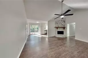 130 Fairview Dr, Stockbridge, GA 30281 - Photo 2