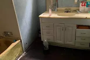 2088 Wiley St, Thomaston, GA 30286 - Photo 6