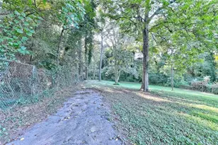 2181 Juanita St, Decatur, GA 30032 - Photo 4