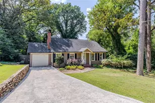 13 Townview Rd SE, Rome, GA 30161 - Photo 1