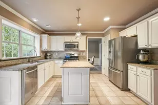 7335 Lytham Trce, Cumming, GA 30041 - Photo 6