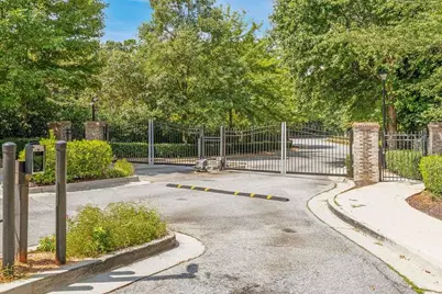 2757 Keystone Avenue, Lithonia, GA 30058 - Photo 26