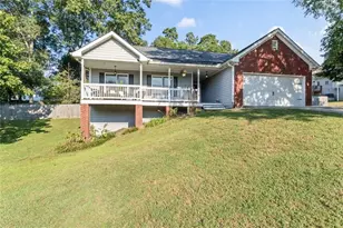 1288 Fly Rod Ln, Loganville, GA 30052 - Photo 2