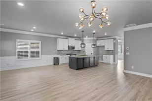 1717 Castleberry Ln, Buford, GA 30518 - Photo 10