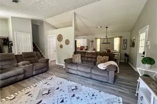 1372 Sir Knights Way, Lawrenceville, GA 30045 - Photo 8