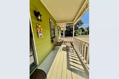 1372 Sir Knights Way, Lawrenceville, GA 30045 - Photo 4