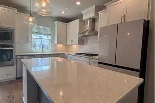 2551 Astaire Ct NW, Atlanta, GA 30318 - Photo 8