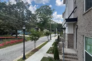 2551 Astaire Ct NW, Atlanta, GA 30318 - Photo 4