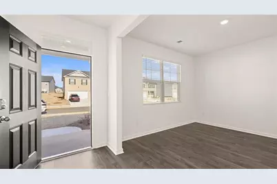 200 Lauritsen Way, Newnan, GA 30265 - Photo 4